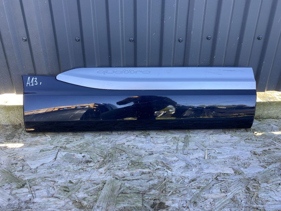 Накладка дверей задня права Audi Q7 Quattro 5 шт.