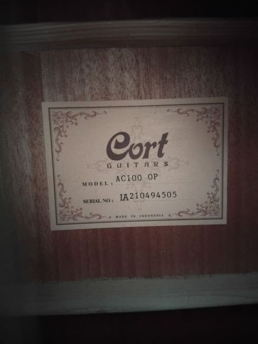 Продаж гітари в доброму стані,