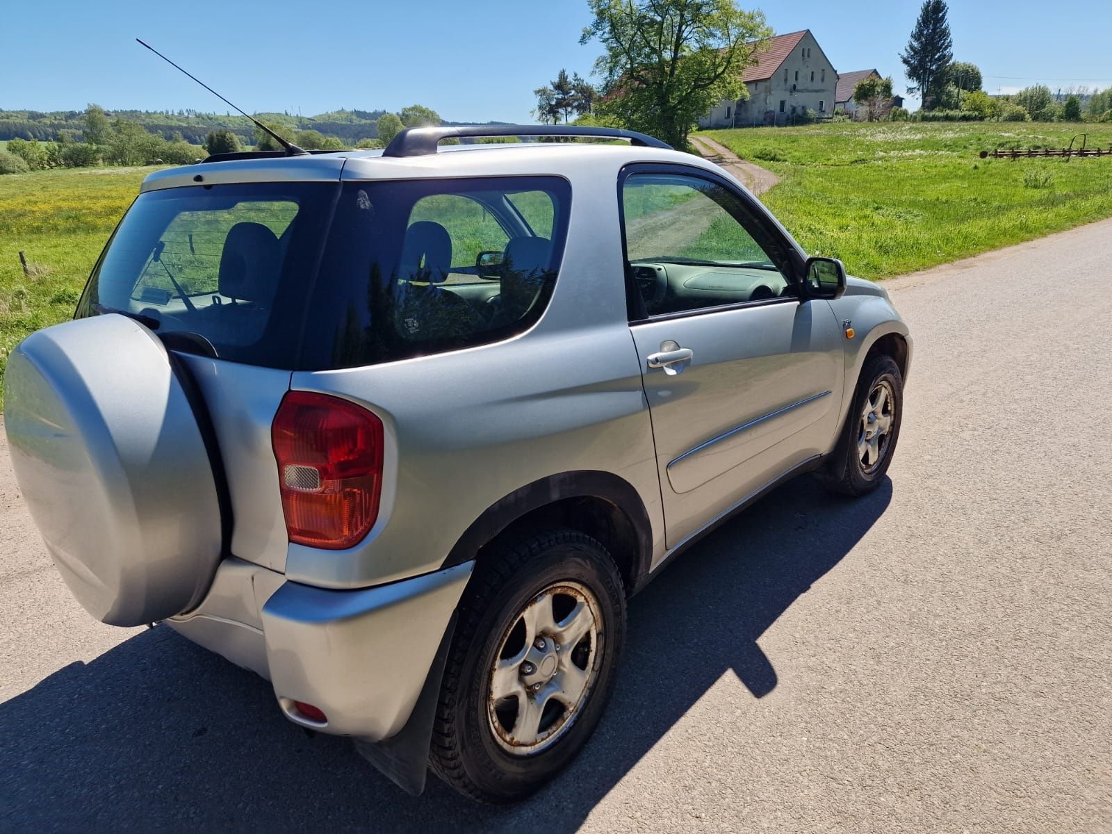 Toyota rav-4 2002 krótka 4x4 klima!