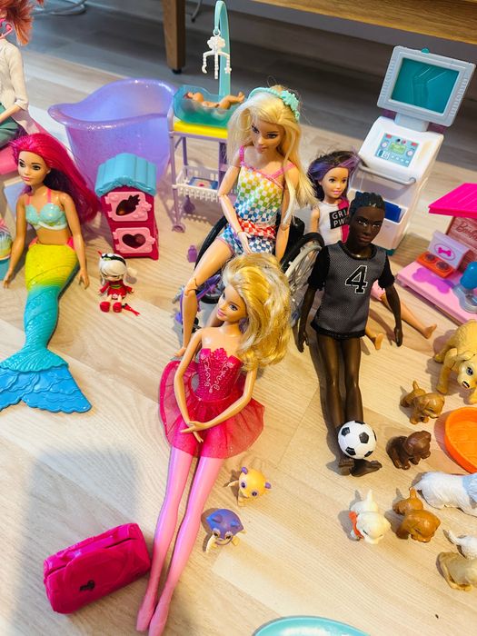 Zestaw Barbie lalka meble akcesoria