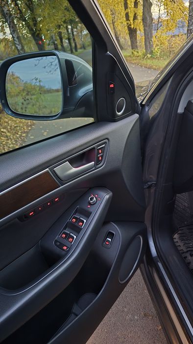 Продам ауді Q5 2014