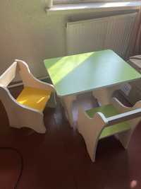 Дитячий стіл зі стільчиками