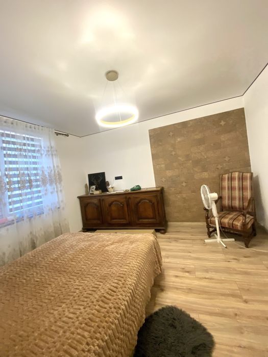 Продаж добротного будинку з ремонтом