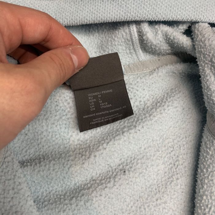 Неймовірно гарна жіноча флісова кофта від jack wolfskin ідеальний