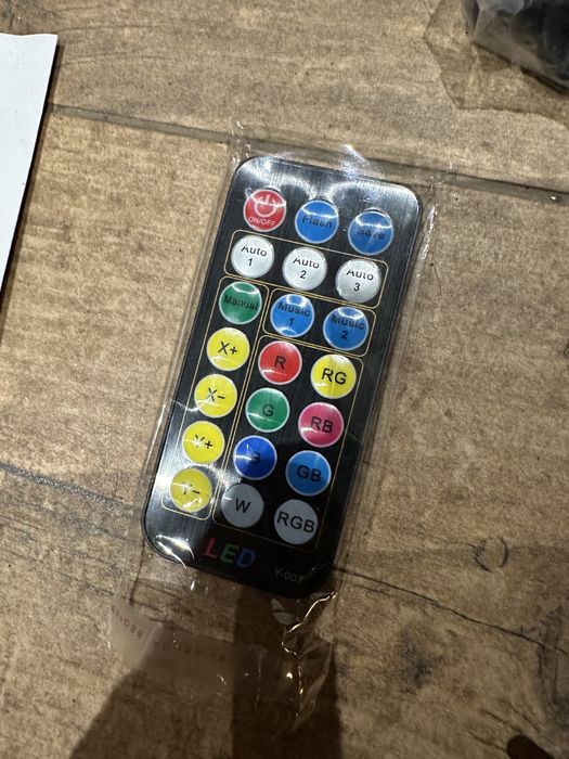 4x Robo Luzes Moving Head 7 Led DMX com comando