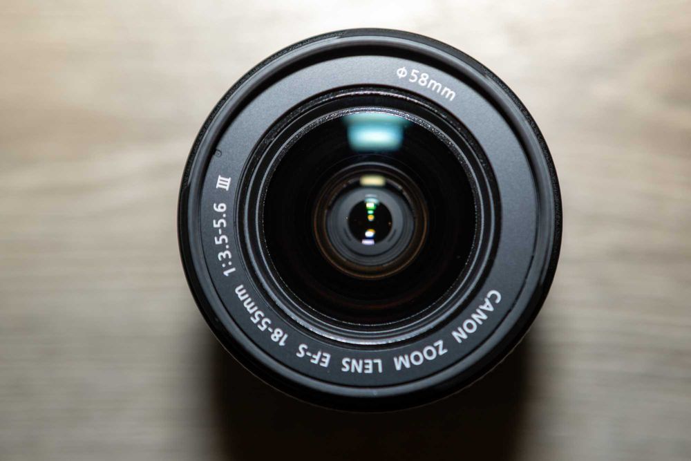 Canon EOS 1100D + Lente 18-55mm IS III + acessórios