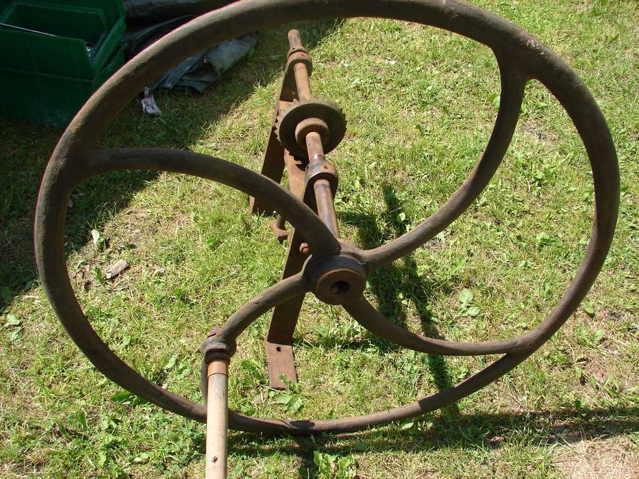 koło żeliwne 90cm