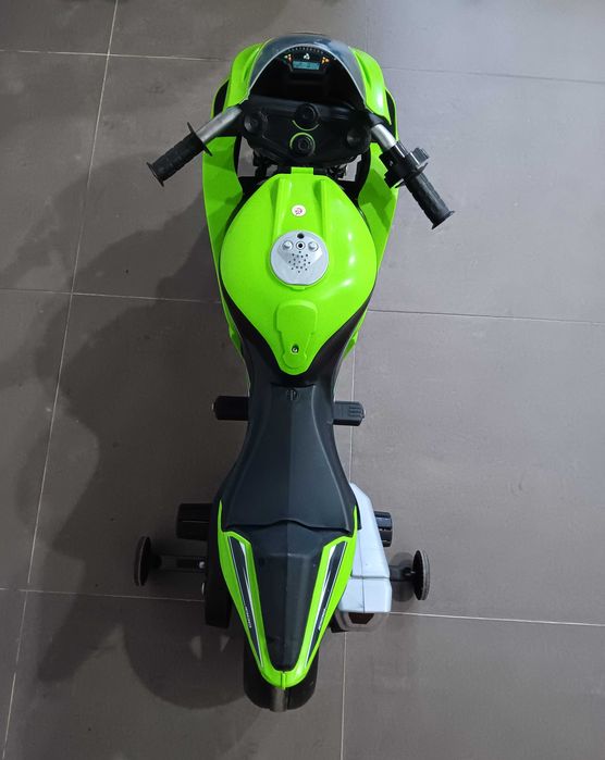 Mota criança bateria Kawasaki Ninja ( Praticamente Nova)