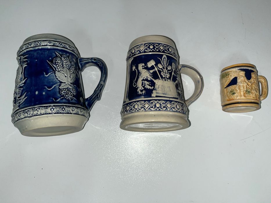 Conjunto de canecas alemães