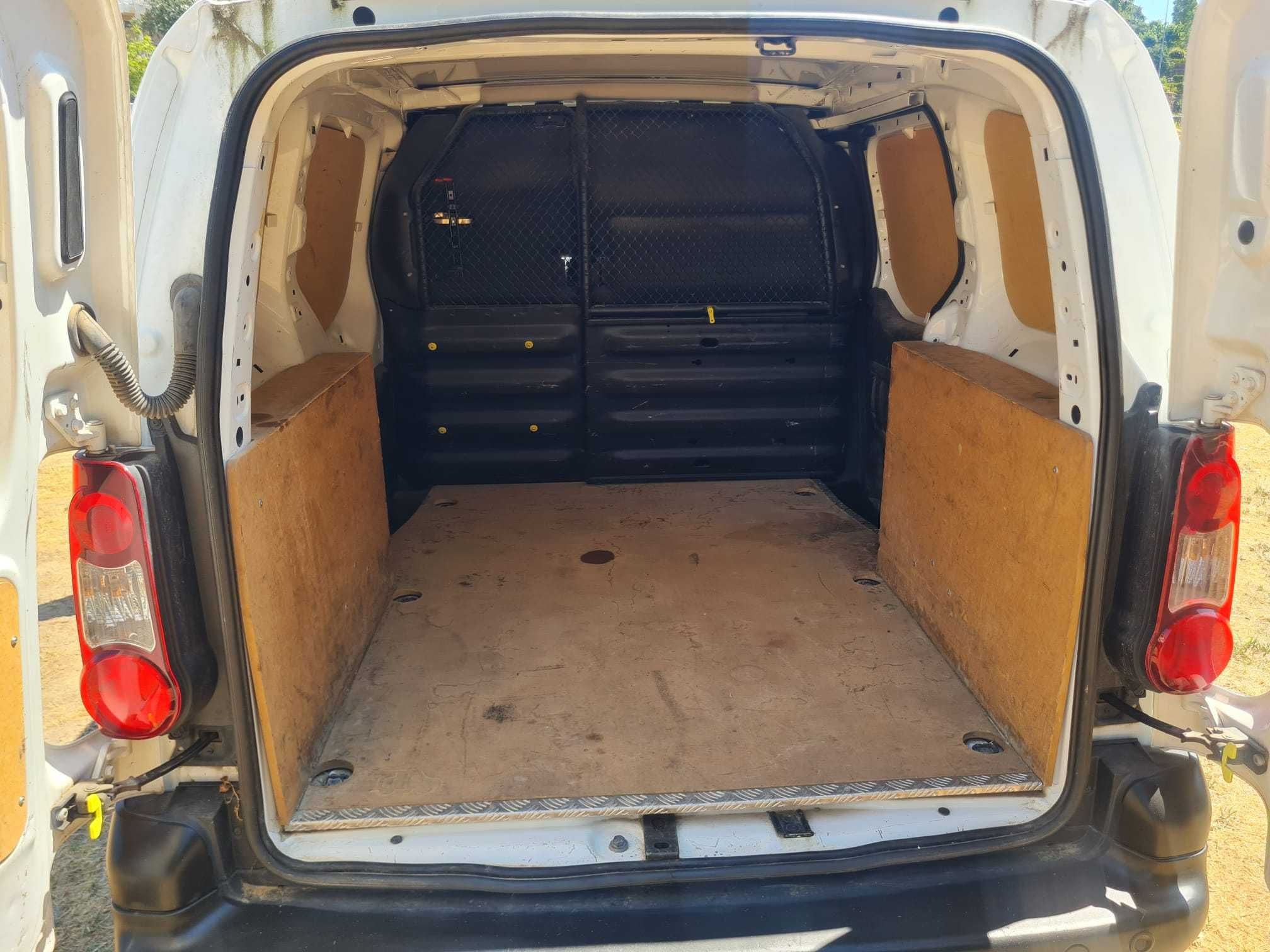 Citroën Berlingo 1.6 Gasolina 3L IVA DEDUTÍVEL