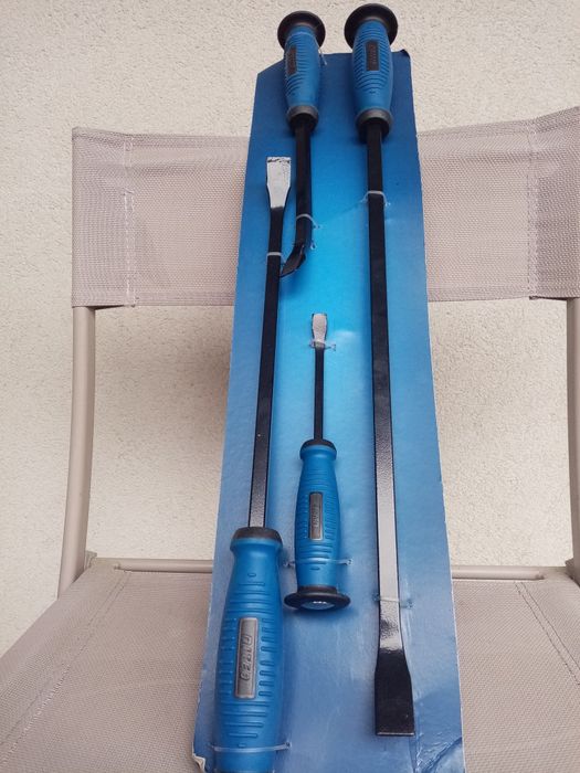 Zestaw  łyżek, łomów Nowy nierozpakowany