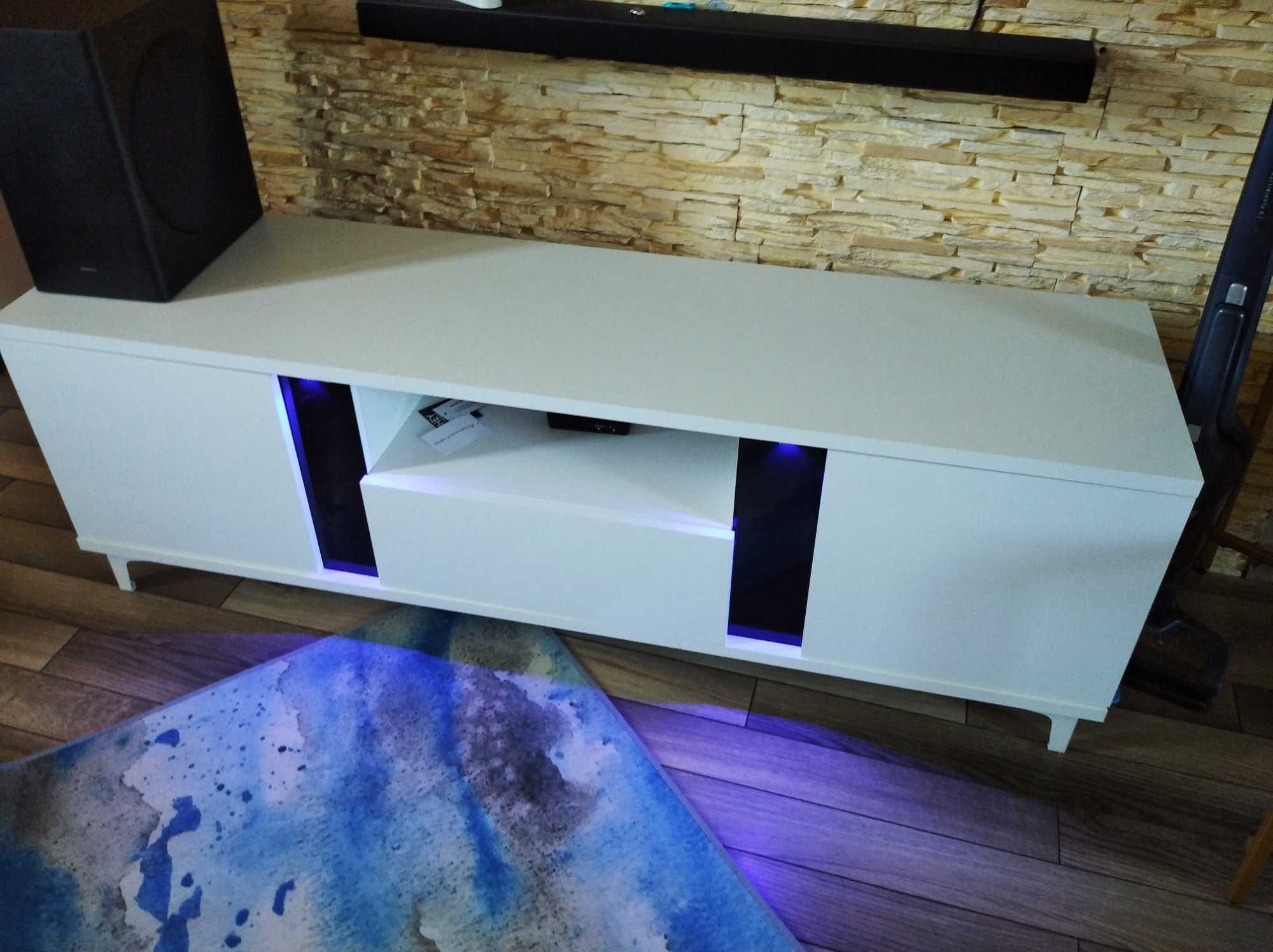 Szafka RTV Marcos 150 cm BIALY POŁY + LED wysyłka