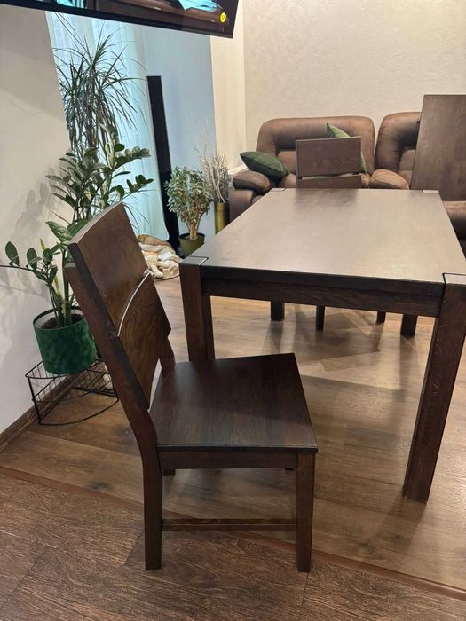 Дубовий стіл 120-200см розкладний + 2 дерев'яні стільці, ТОВ ЛОРІ