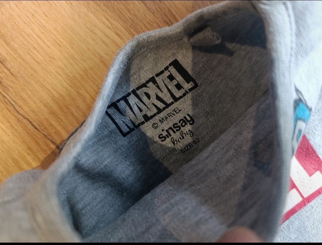 Niemowlęcy szary rampers Marvel Sinsay Baby 62