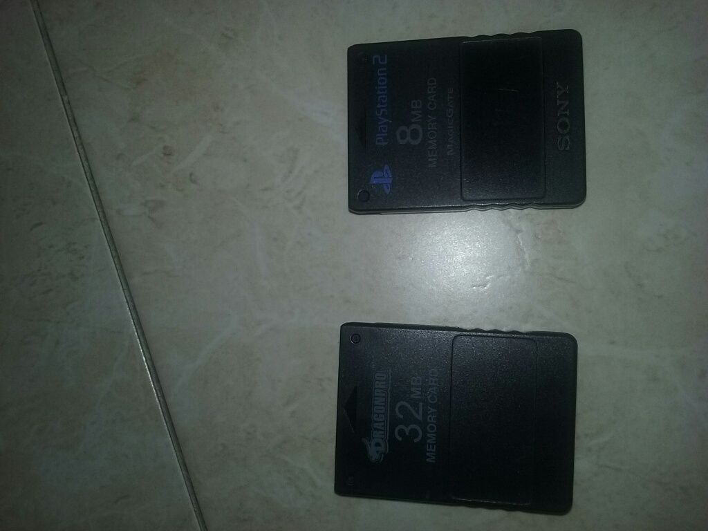 Cartões de memória 8 MB para PlayStation 2