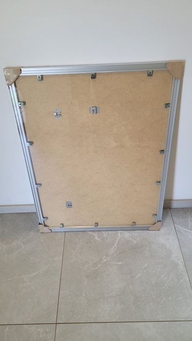 Srebrna ramka aluminiowa 60x80, foto ramka