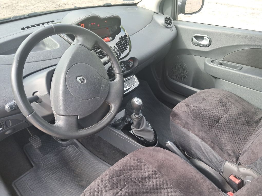 Twingo II świetna wersja