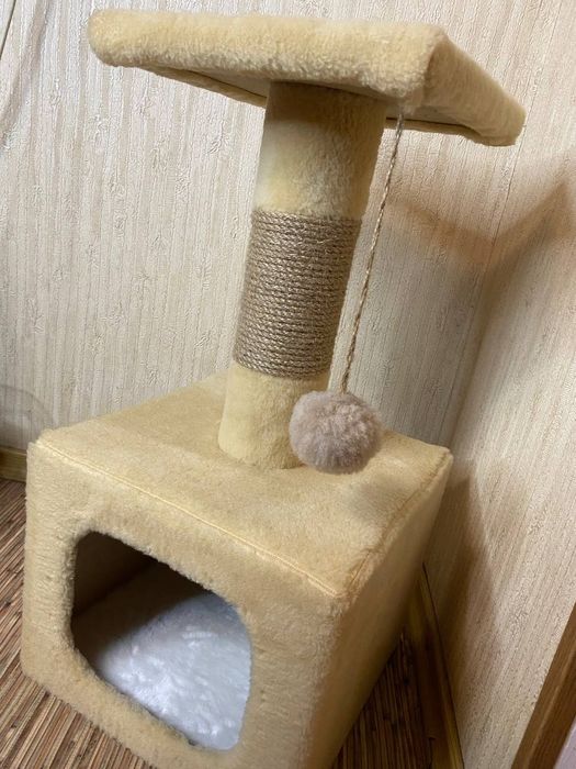 Продам будиночок-кігтеточку для кота