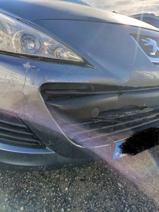 Peugeot 207 acidentado