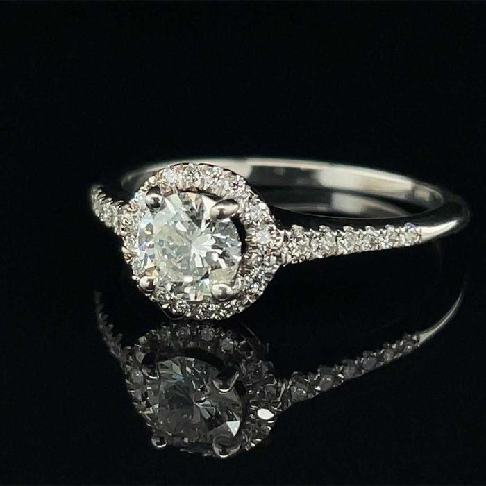 Halo Radiance Diamond Ring - Anel