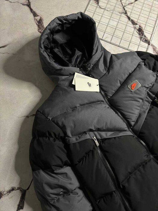 Куртка зимова Nike Storm Fit