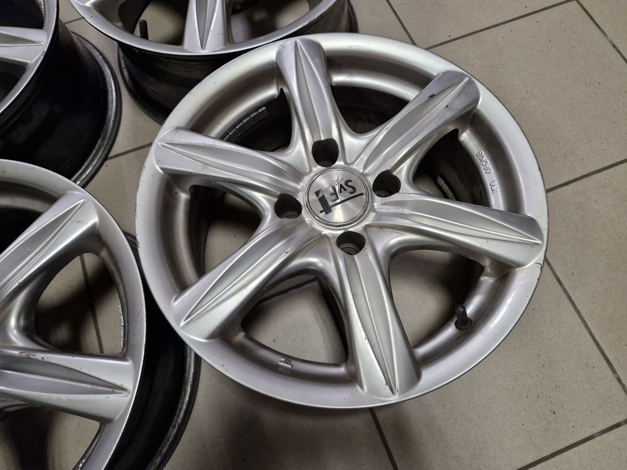 Felgi aluminiowe 15" 4x108 ET18 Peugeot 206 307 Citroen C3 C4 picasso