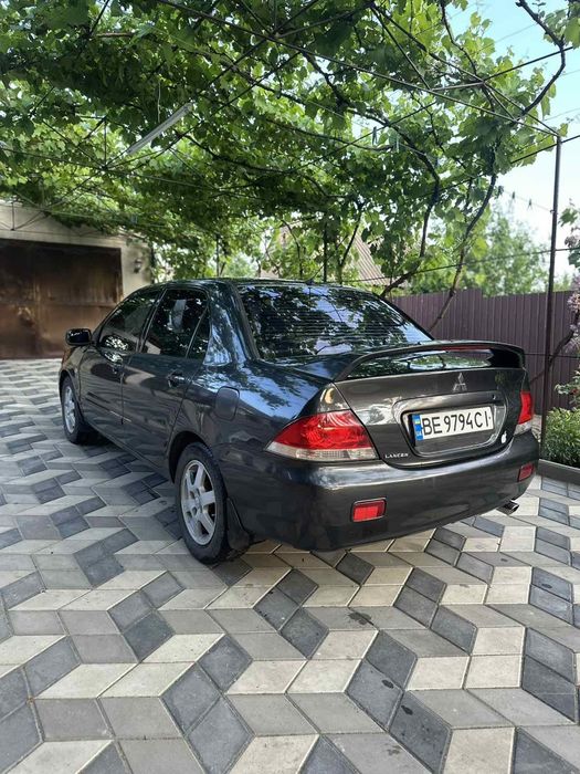Продам Mitsubishi lancer 9