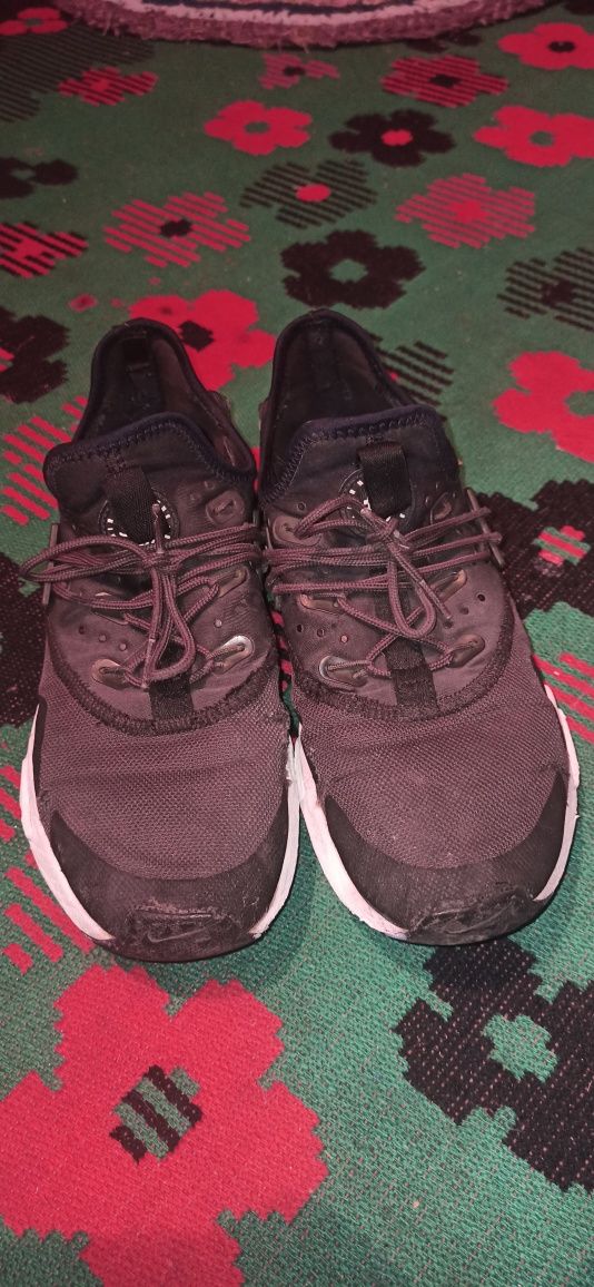 Nike huarache 42 на донос