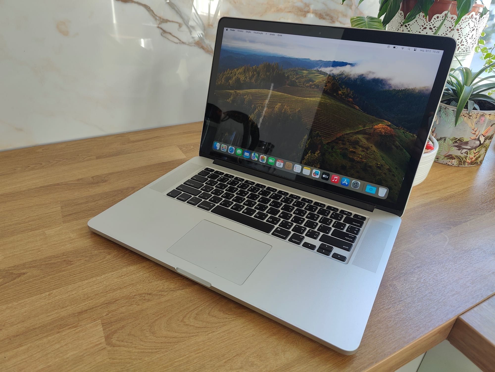 MacBook Pro 15” Retina [2013] i7 - 8GB RAM