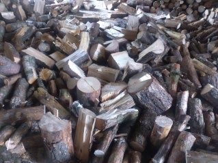 Sosna sezonowane suche drewno opałowe