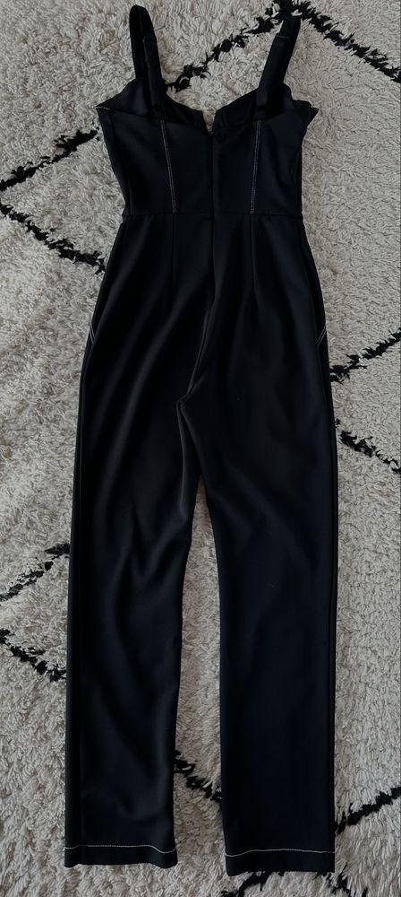 Macacão preto Bershka