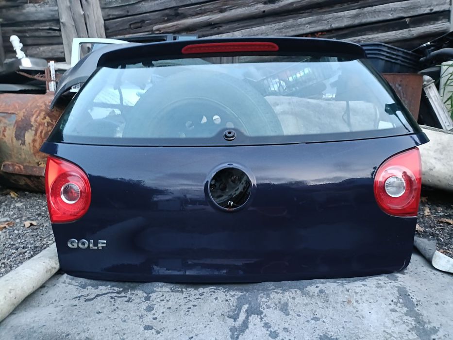 Klapa Volkswagen Golf 5