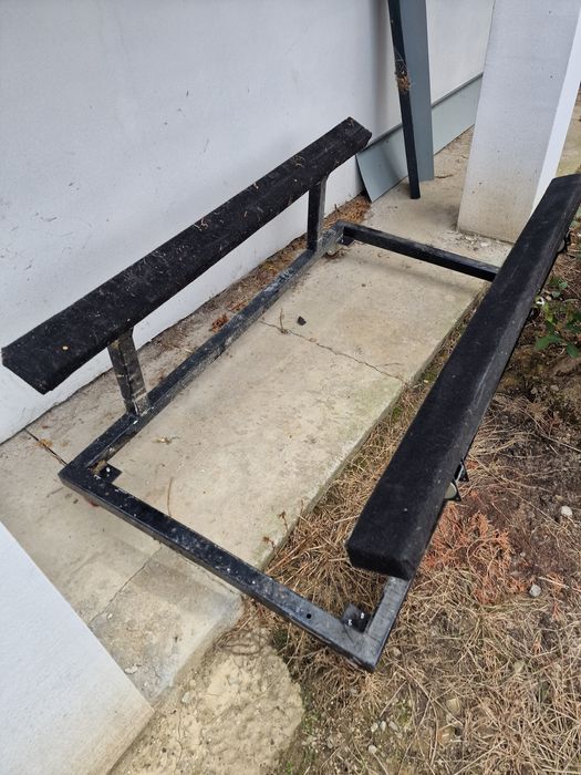 Wózek pod skuter wodny