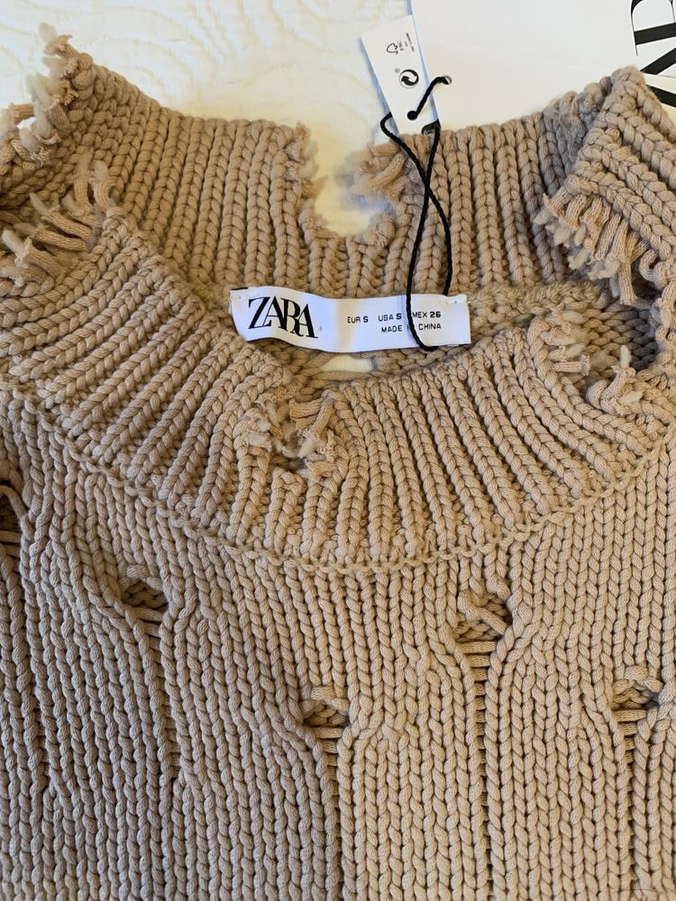Новий светр Zara