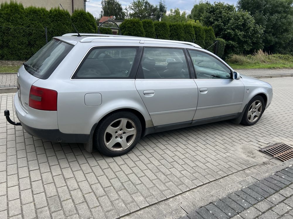 Audi A6 2.8 V6 LPG, hak, klima.