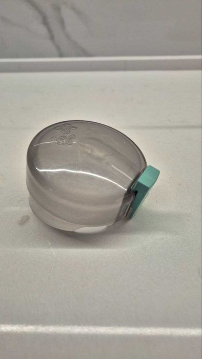 Кришка кавомолки Bosch Siemens MKM 00056753 original Кнопка 00031944