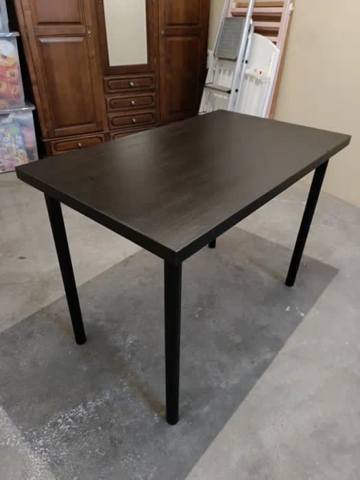 Mesa do IKEA preta