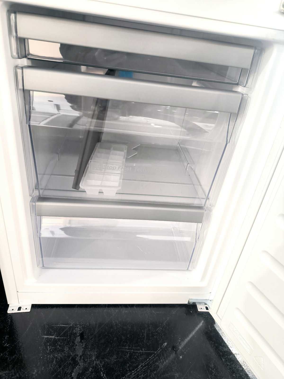 Холодильник вбудований бв Whirlpool l ART 6711/A++ SF 177см