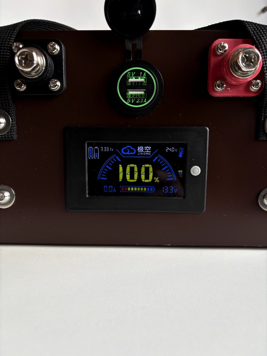 Компактний акумулятор EVE 12V 100A LiFePo4 до ДБЖ, тяговий, до UPS