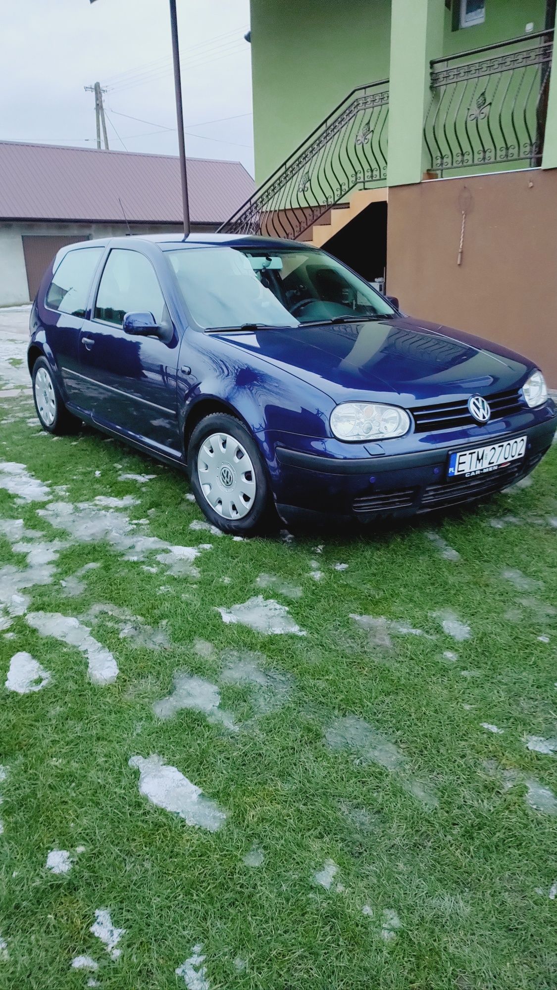 W Golf 1.6 benzyna