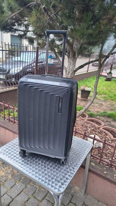 walizka samsonite wym 75x50x28cm