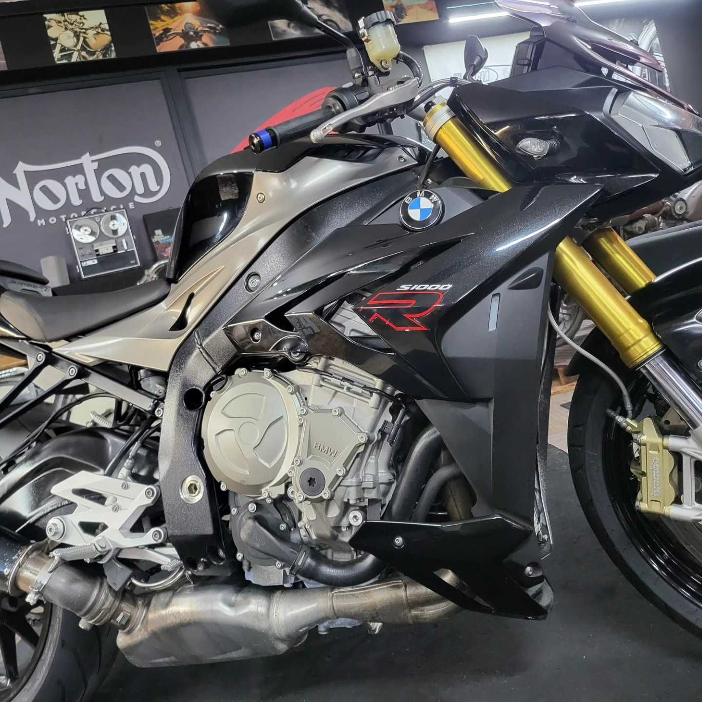BMW S1000R 160cv