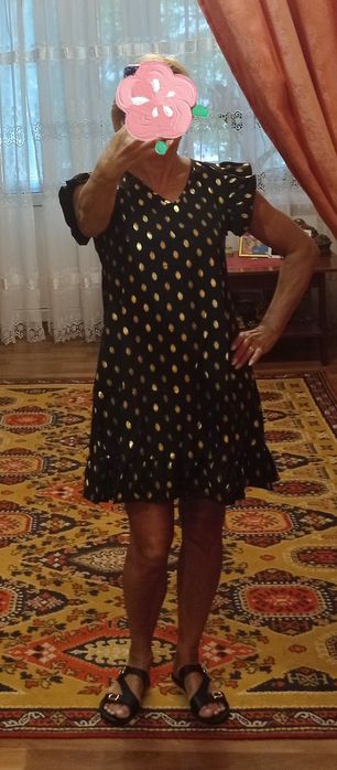 Дуже гарна жіноча сукня