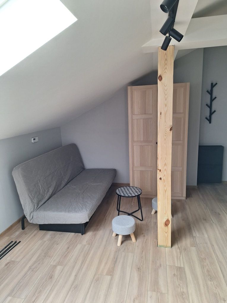 Obopólna/Lea/Piastowska- studio wynajmę