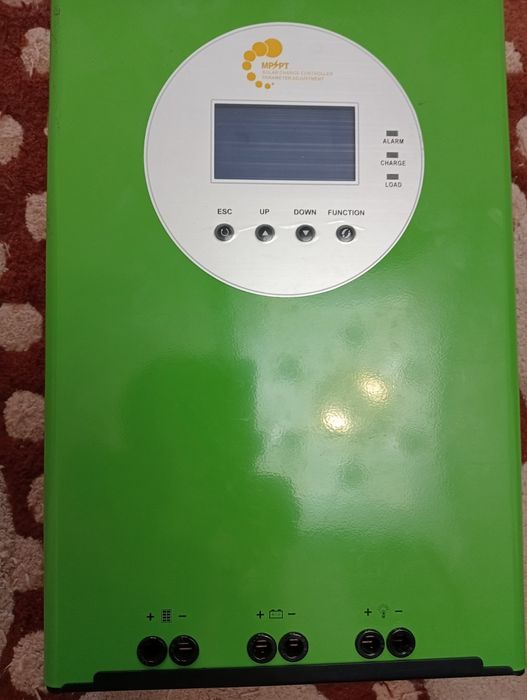 Инвертор для солнечных панелей 100А