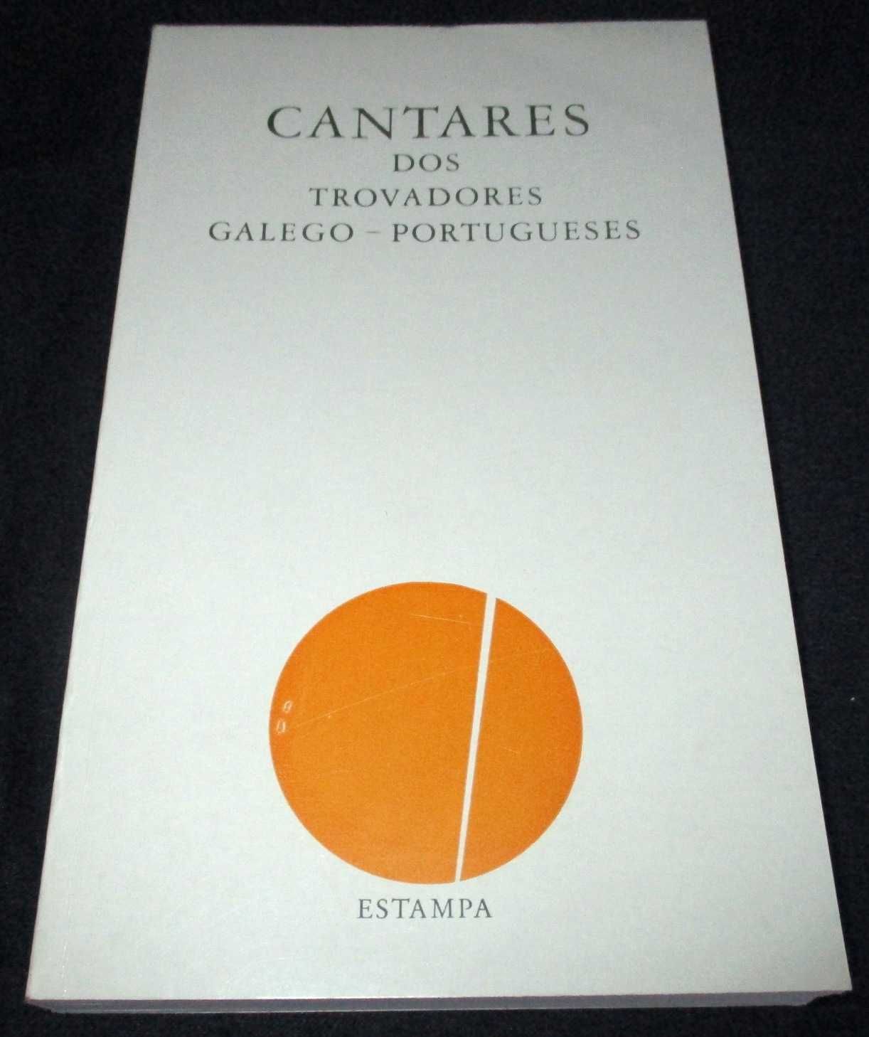 Livro Cantares dos Trovadores Galego-Portugueses Natália Correia