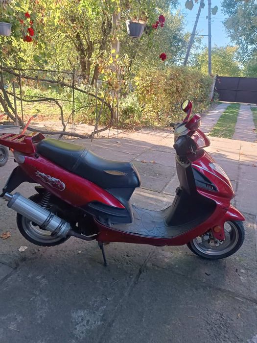 скутер.б/у на ходу.