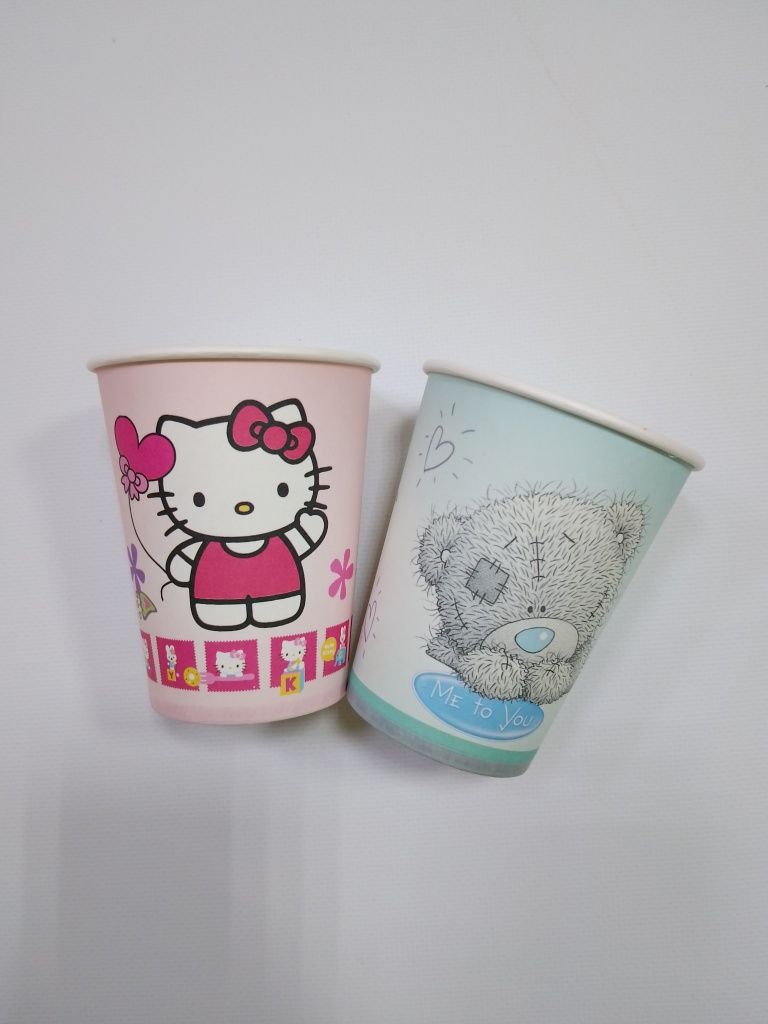 Святковий одноразовий посуд з Teddy та Hello Kitty