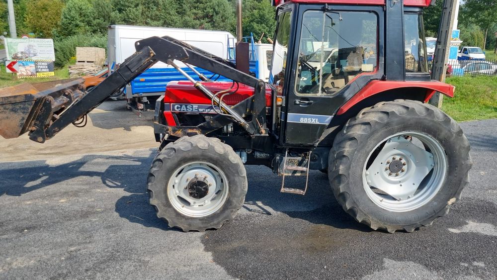 Ciągnik Case 885XL z Turem