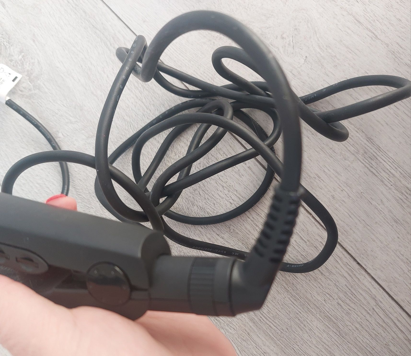 Prostownica prostownico-falownica Babyliss